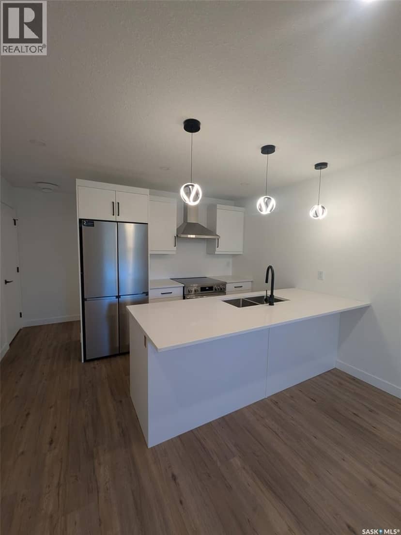 2460 Lindsay STREET — photo 27 of 29