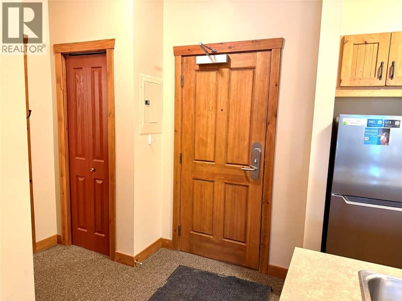 2090 SUMMIT Drive Unit# 106, Panorama, photo 3