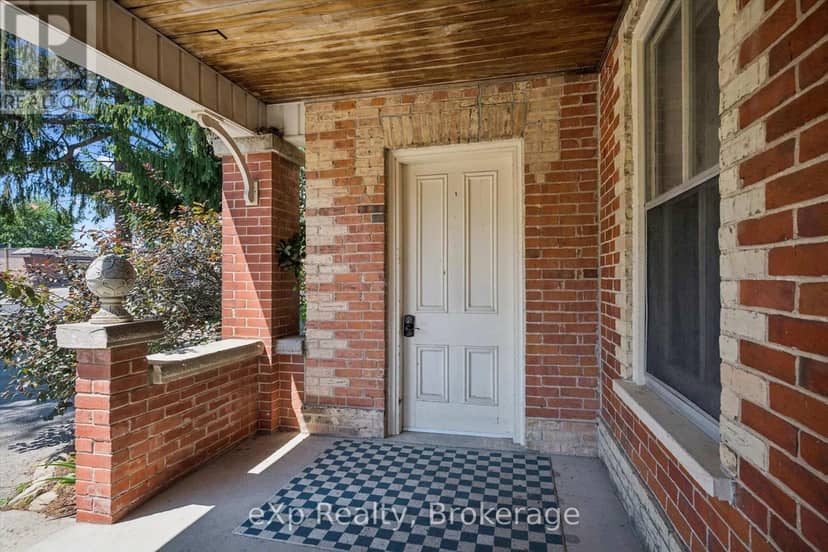 650 St David St, North Road — photo 4 of 40