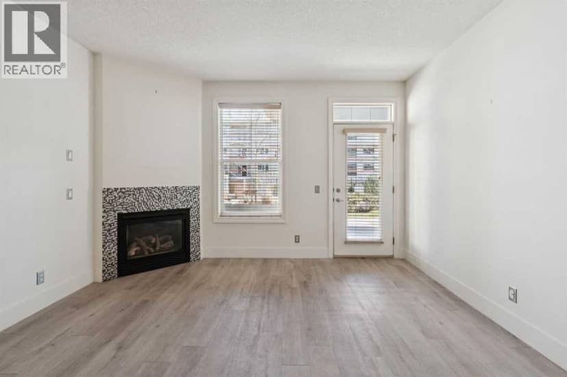 106, 3650 Marda Link SW, Calgary, photo 5