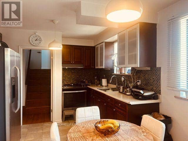 58 Telco Crescent — photo 10 of 40
