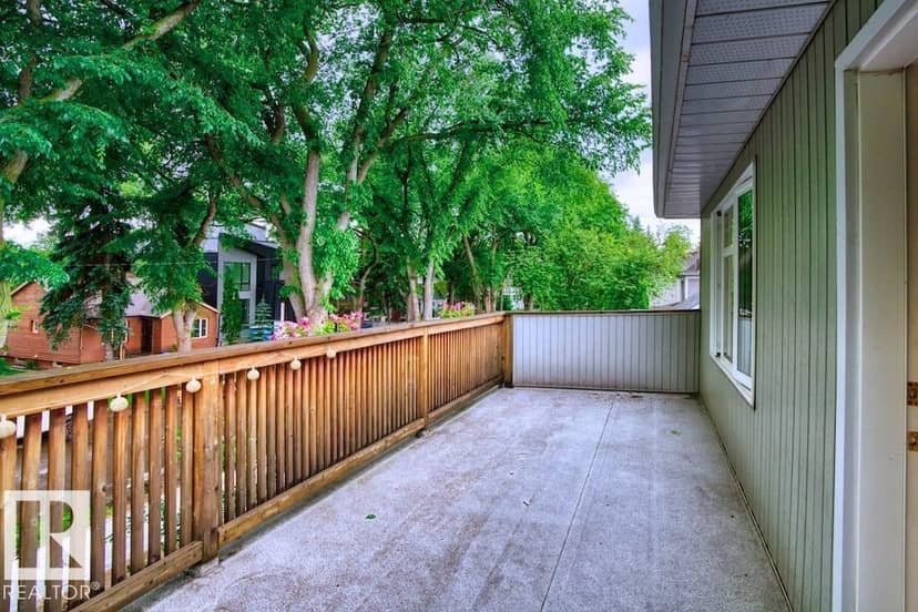 10026 87 AV NW — photo 31 of 40