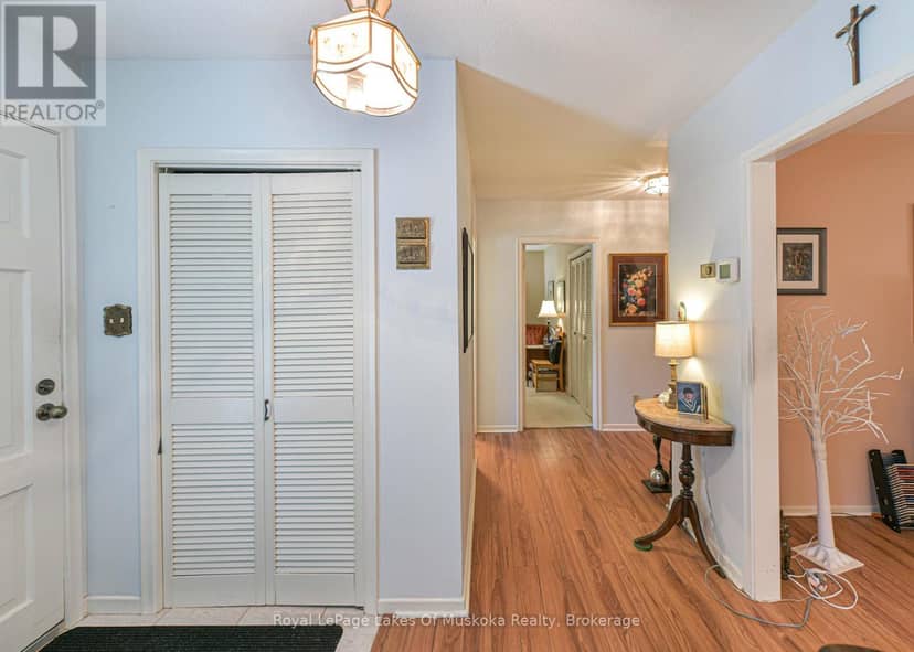 180 Lofty Pines Crescent — photo 14 of 40