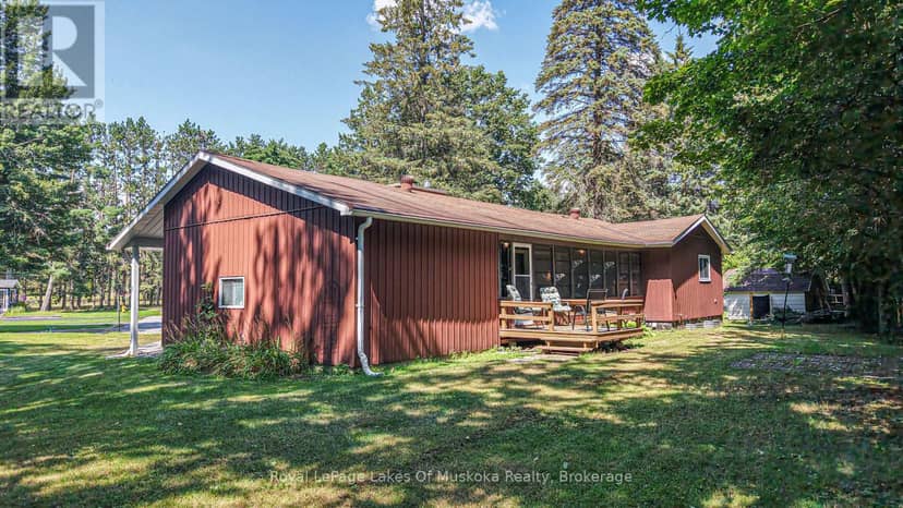180 Lofty Pines Crescent — photo 6 of 40