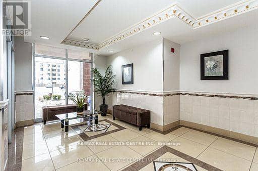 520 - 7405 Goreway Drive, Mississauga, photo 4