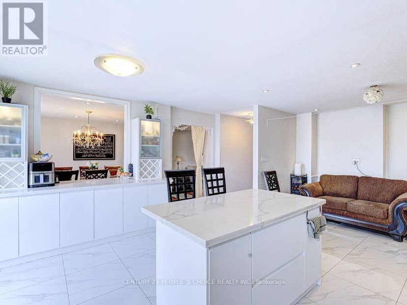 103 Whitchurch Mews — photo 14 of 40