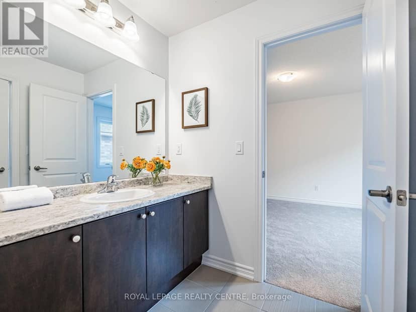 343 Russell Street — photo 32 of 40