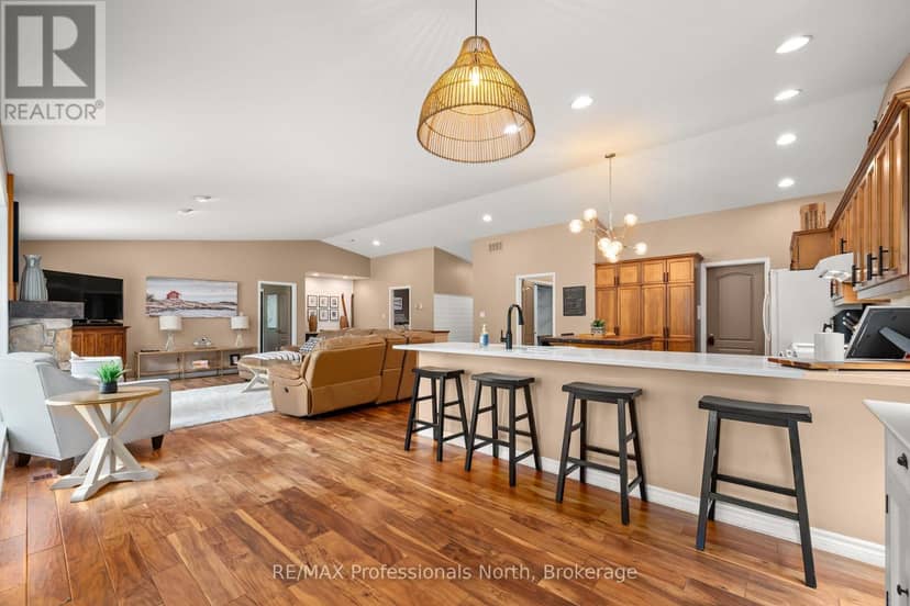 1044 Elk Drive — photo 12 of 40