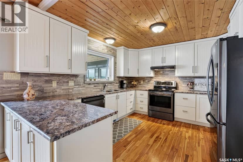 133 McIntosh STREET — photo 39 of 40