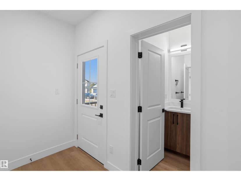723 158 AV NE, Edmonton, photo 3