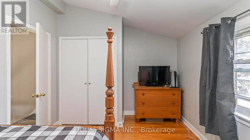 16 Arbour Glen Crescent — photo 14 of 26