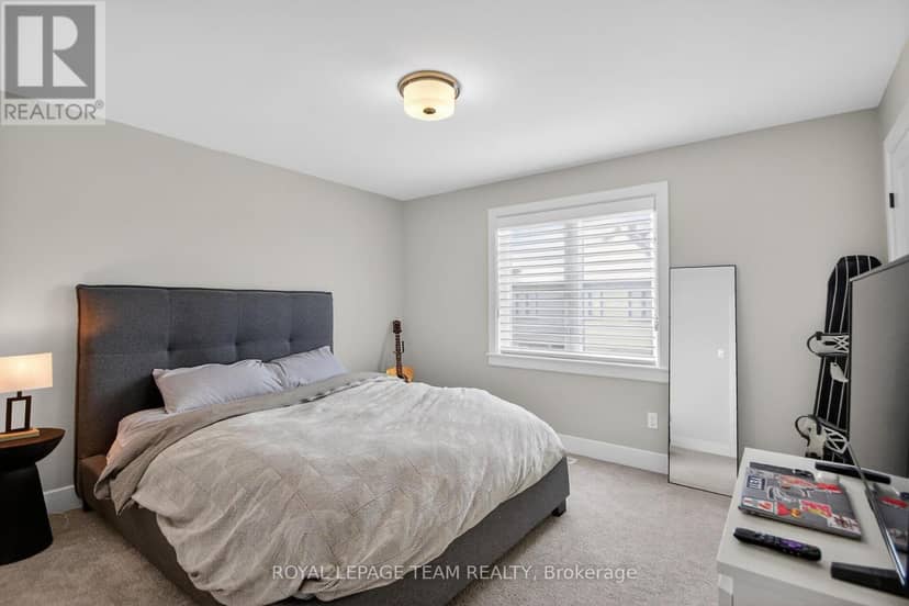 988 Beckton Heights — photo 21 of 40
