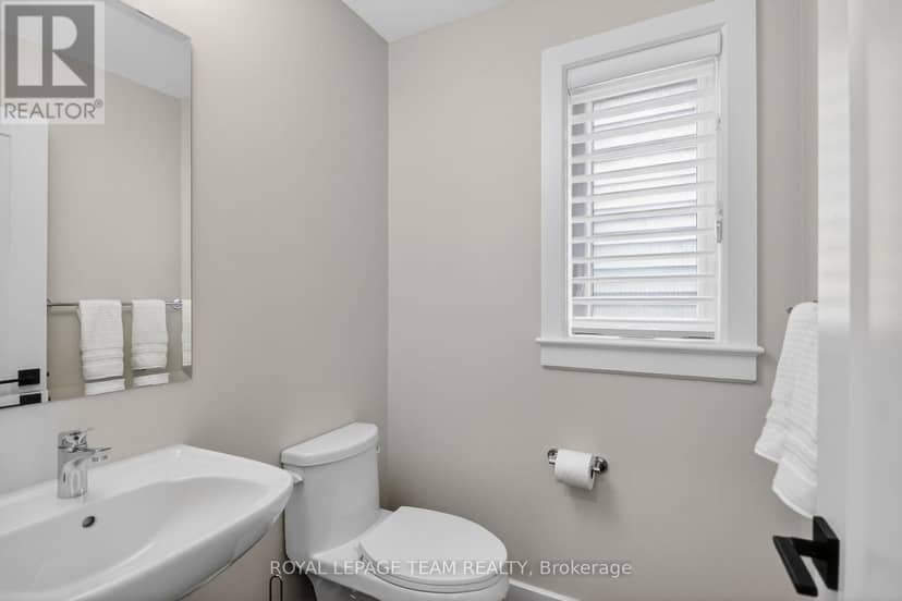 988 Beckton Heights — photo 30 of 40