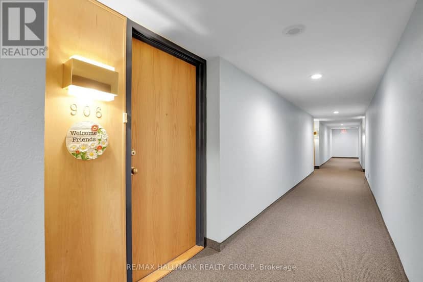 906 - 960 Teron Road — photo 4 of 25