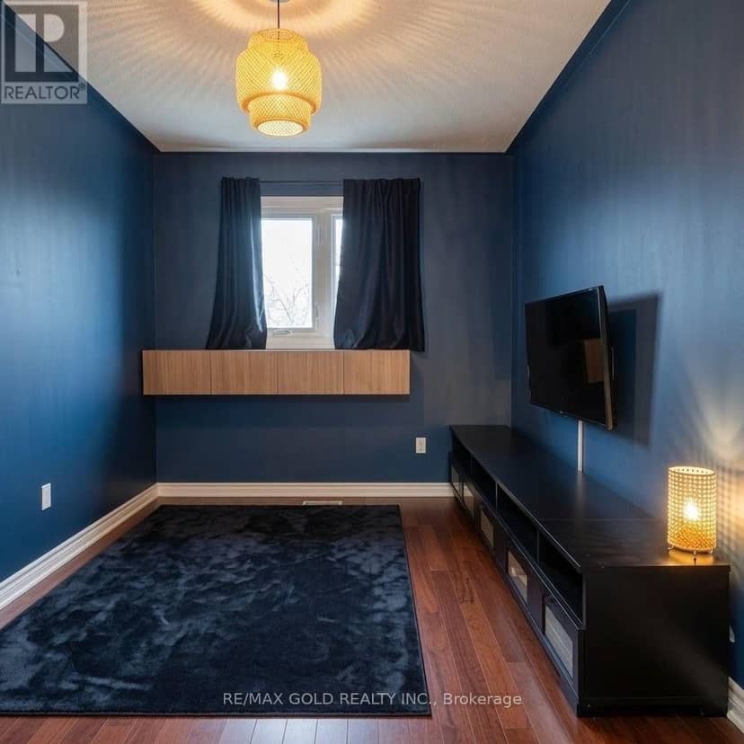 711 Ashprior Avenue — photo 9 of 12