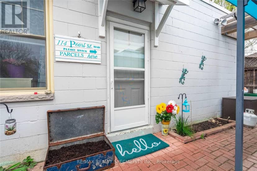 114 Pearl Street — photo 3 of 40