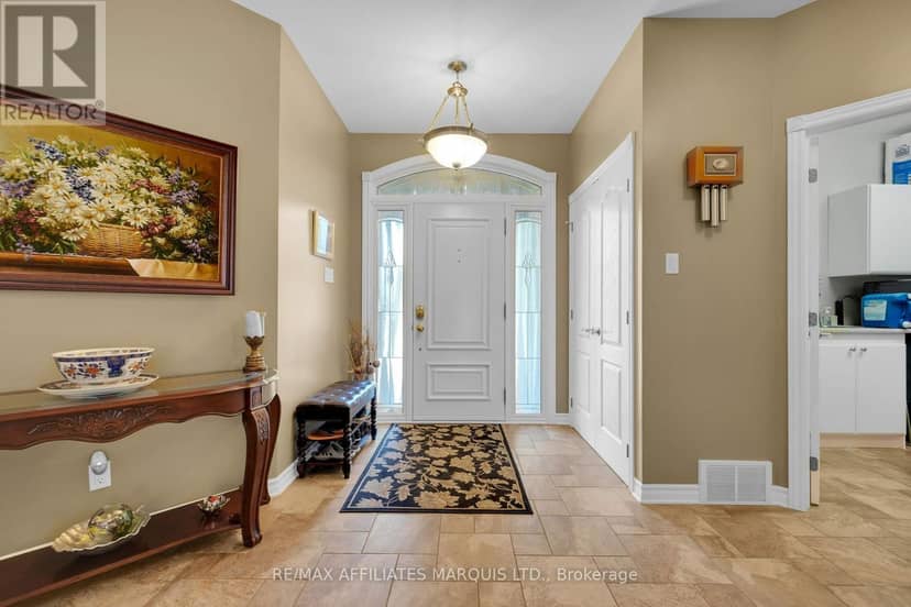 6662 Sutherland Avenue — photo 4 of 40