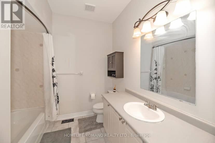 25 Bedell Crescent — photo 36 of 40