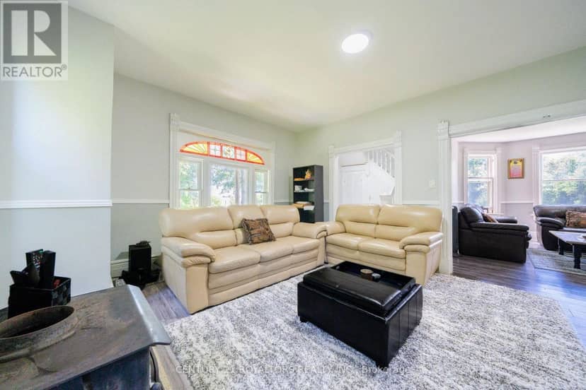 5112 King Street — photo 9 of 29