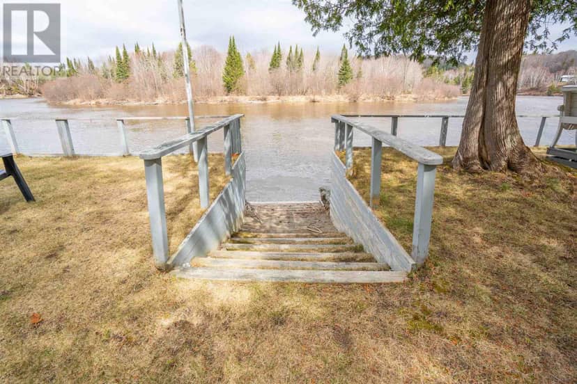 98 Whispering Pines RD — photo 35 of 40
