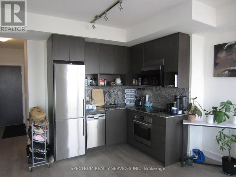 3325 - 9 Mabelle Avenue — photo 4 of 23