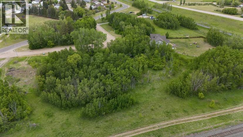 Lot 4 44 Avenue Close — photo 9 of 10