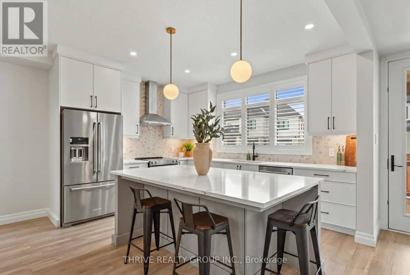 5 - 1061 Eagletrace Drive — photo 10 of 40