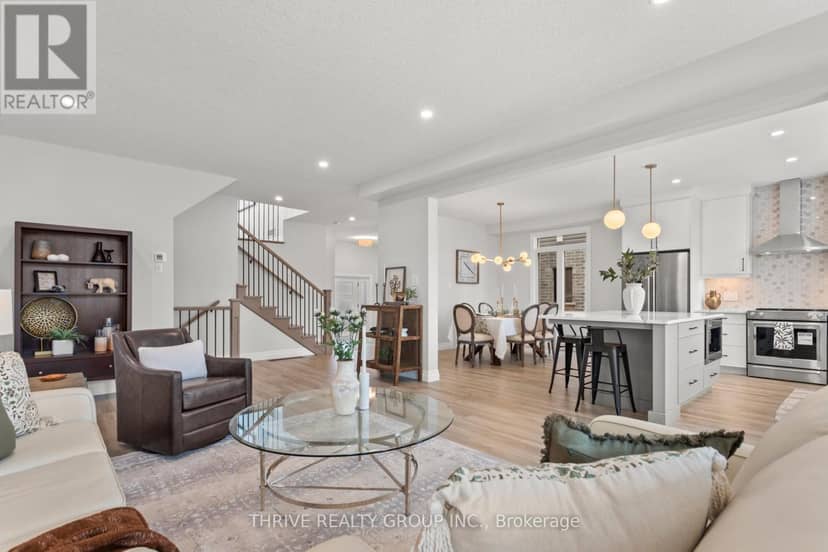 5 - 1061 Eagletrace Drive — photo 18 of 40