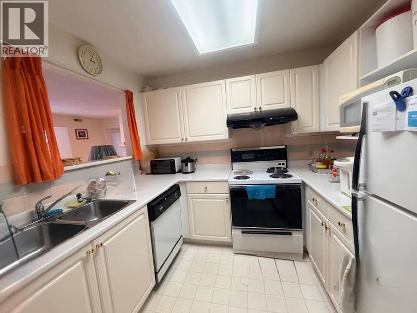 203 5250 VICTORY STREET, Burnaby, photo 5