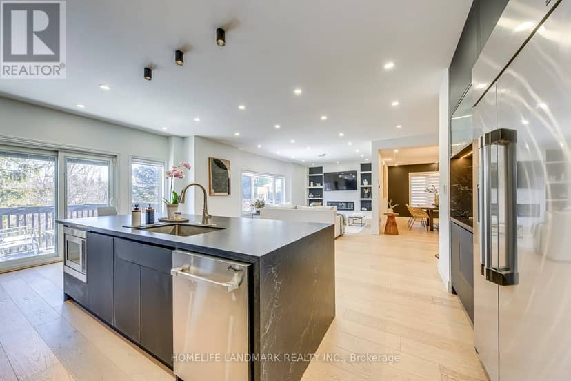 1516 Pinery Crescent — photo 19 of 40