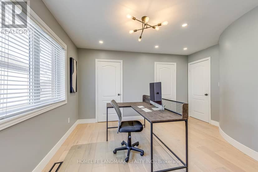 1516 Pinery Crescent — photo 33 of 40