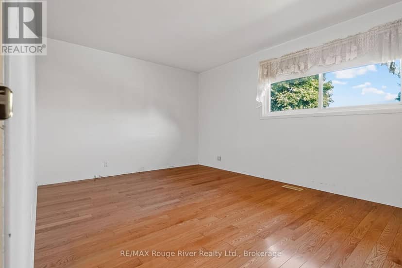 4857 Dale Road — photo 17 of 40
