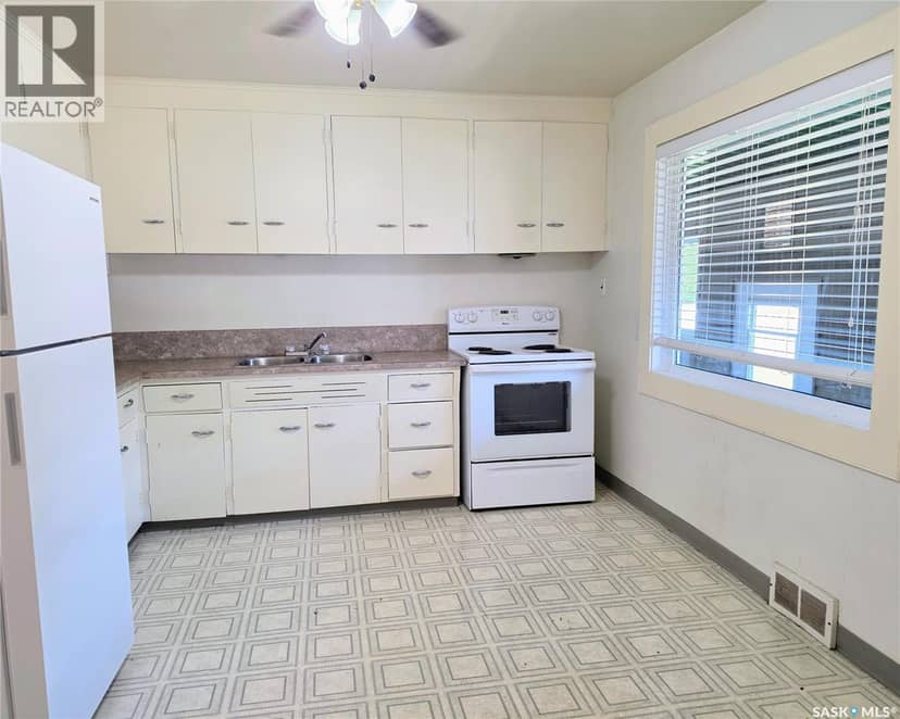 638 7th STREET — photo 19 of 40