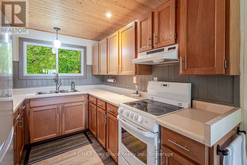 188 Bay Street — photo 24 of 40