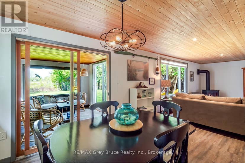 188 Bay Street — photo 25 of 40