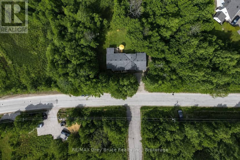188 Bay Street — photo 7 of 40