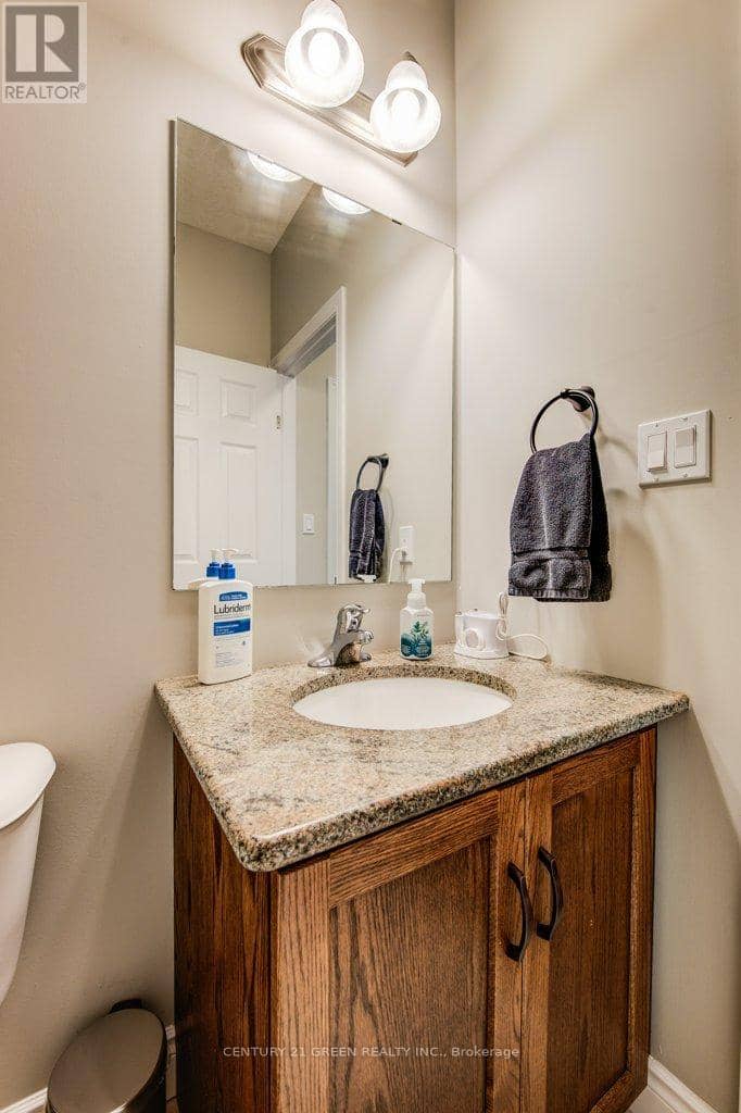318 William Street — photo 19 of 39