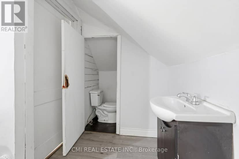255 Hall Avenue — photo 37 of 40