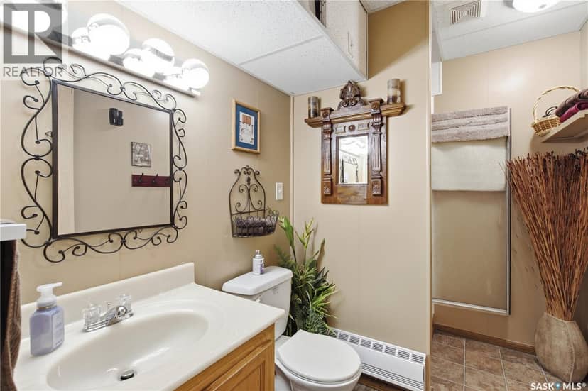 403 Fetsch CRESCENT — photo 9 of 31