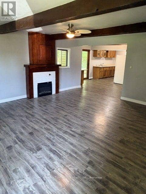 345 Smith Street — photo 6 of 15