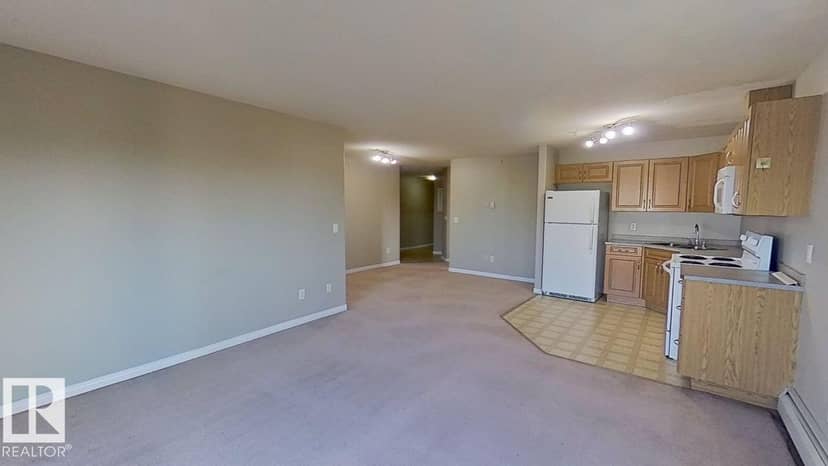 #404 9945 167 ST NW — photo 9 of 25