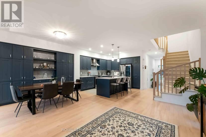 221 Finsbury Avenue — photo 11 of 40
