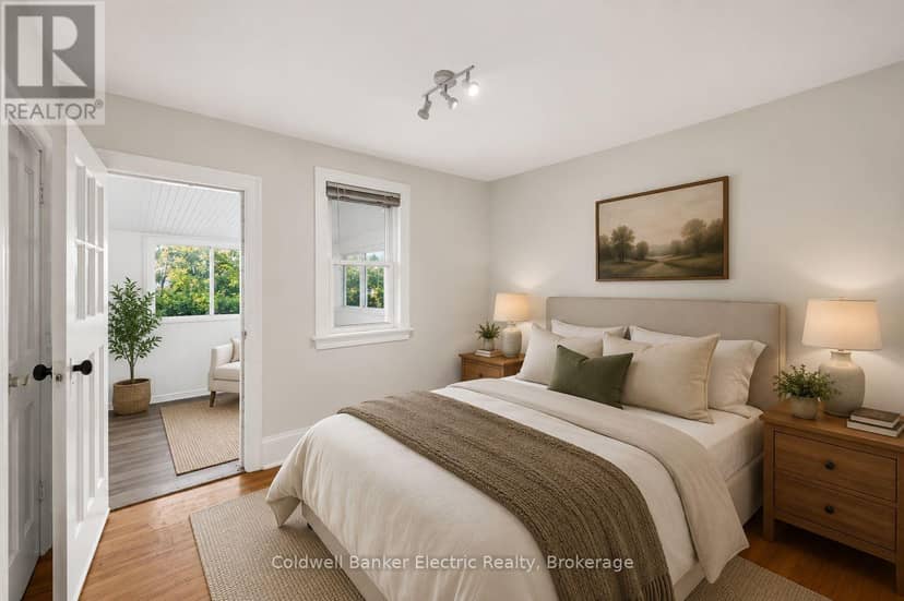 78 Melbourne Street W — photo 19 of 40
