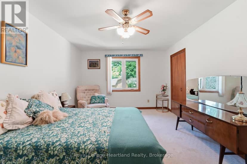 24 Leonard Drive — photo 23 of 40