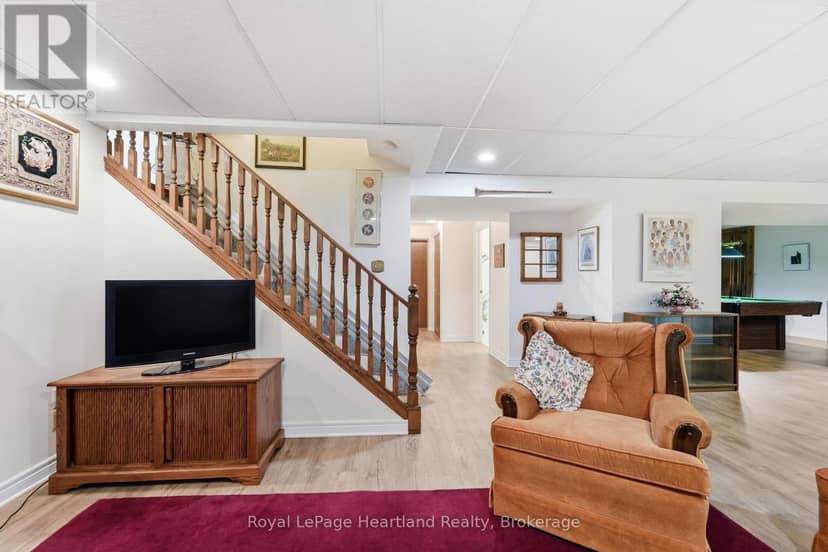 24 Leonard Drive — photo 27 of 40
