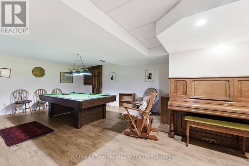 24 Leonard Drive — photo 28 of 40