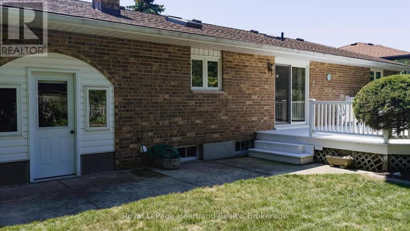 24 Leonard Drive — photo 40 of 40