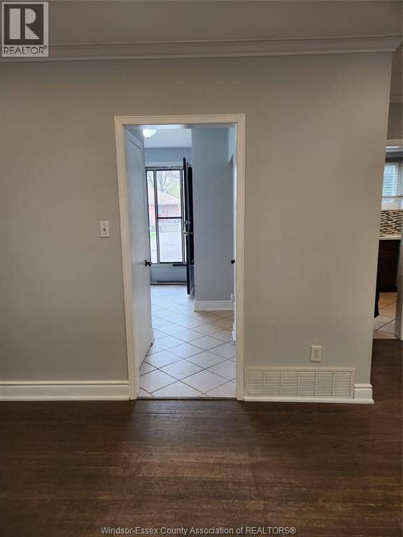 45 Aloma Crescent — photo 12 of 39