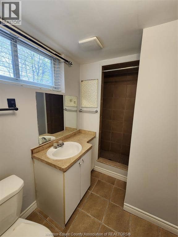 45 Aloma Crescent — photo 21 of 39