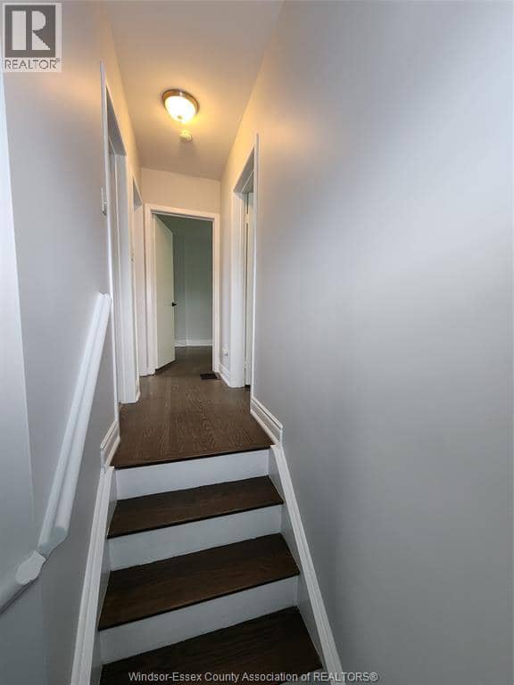 45 Aloma Crescent — photo 27 of 39